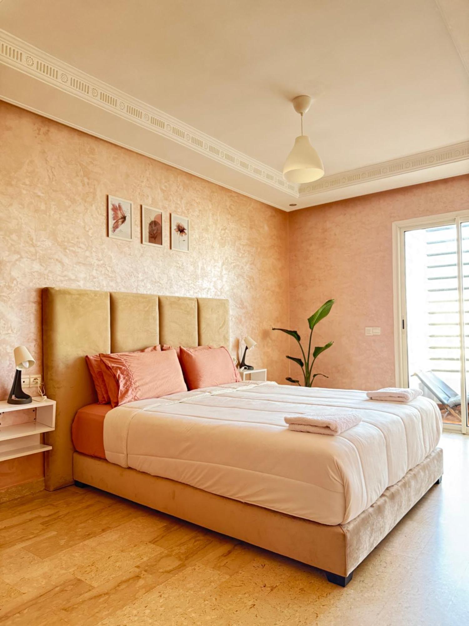 Suitouiss - Agdal 2 - A 2 Minutes De La Gare De Train Tgv Apartment