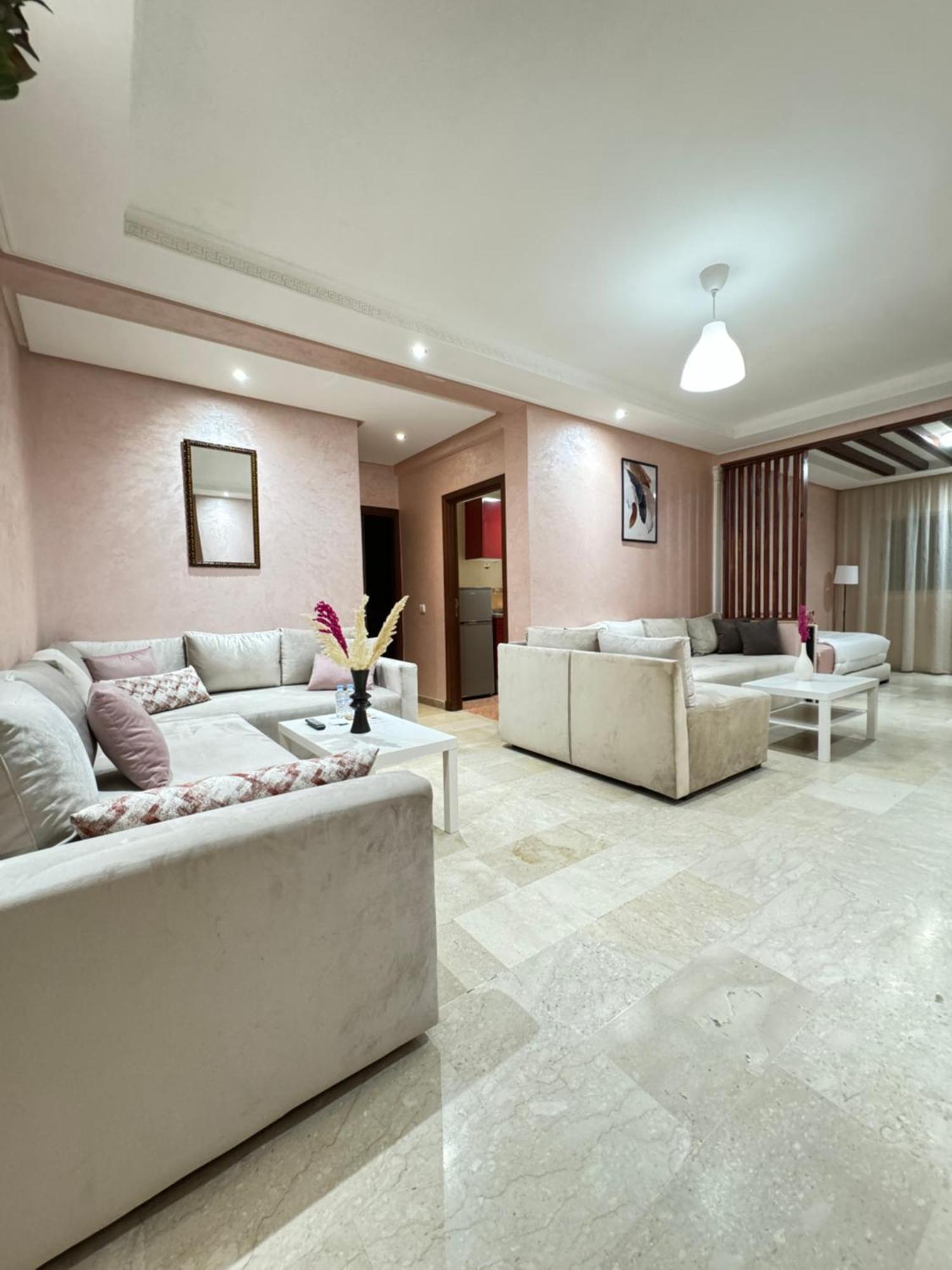 Suitouiss - Agdal 2 - A 2 Minutes De La Gare De Train Tgv Rabat